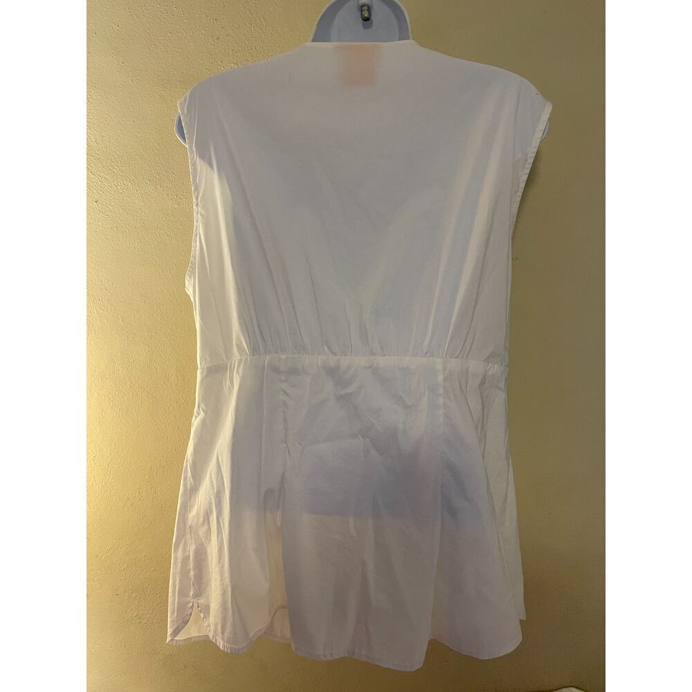 Tory Burch white sleeveless top cotton blend Size 14 Gold button, pleats - Picture 2 of 6